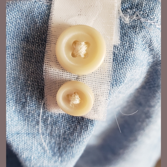 Banana Republic Standard Fit Button Down - Picture 6 of 7